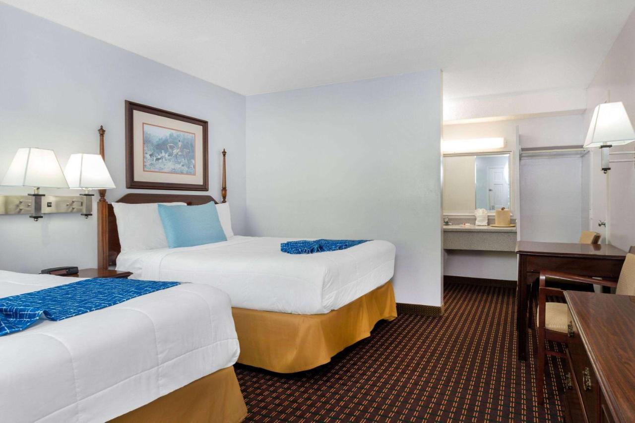 Travelodge By Wyndham Cape Cod Area West Dennis Eksteriør billede