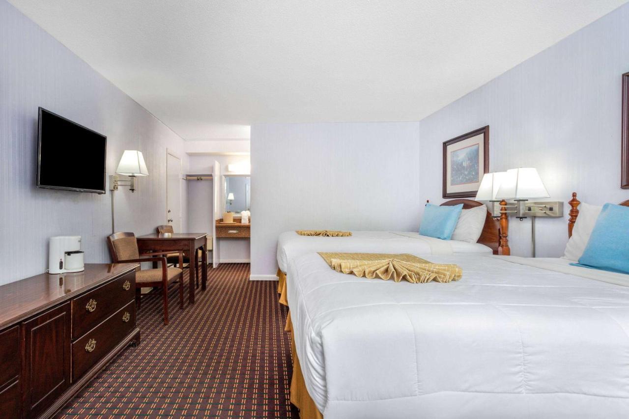 Travelodge By Wyndham Cape Cod Area West Dennis Eksteriør billede